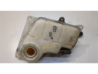 Бачок расширительный  Volkswagen Passat 5 2000-2005 8D0121403L   