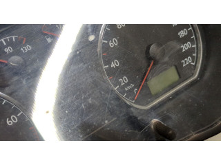 Панель приборов  Volkswagen Polo 2001-2005            
