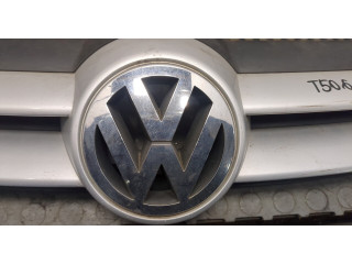 Решетка радиатора  Volkswagen Golf Plus          