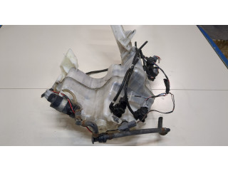 Бачок омывателя  Mazda CX-7 2007-2012 EH6467480   