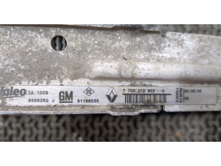 Интеркулер  Opel Vivaro 2001-2014 1.9  91166035, 7700312903G    