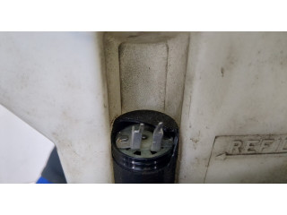Бачок омывателя  Lincoln Navigator 2002-2006    