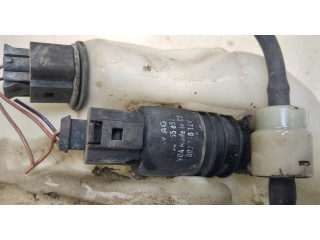 Бачок омывателя  Volkswagen Passat 5 1996-2000      1.6