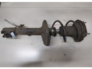 Стойка амортизатора  Toyota RAV 4 2000-2005 4852049305, 4813142380     