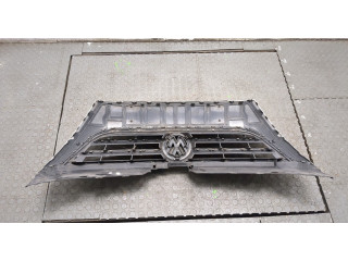 Решетка радиатора  Volkswagen Passat CC 2008-2012          