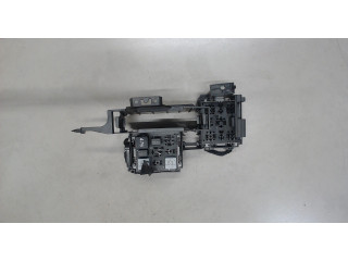 Блок реле  Volkswagen Touareg 2007-2010      7l0937535b    4.2