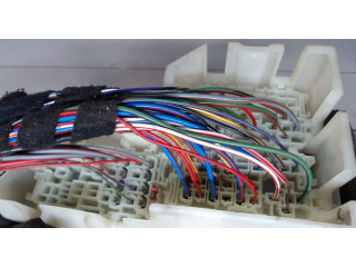 Блок предохранителей  Ford Fusion 2002-2012          1.4
