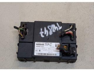 Блок комфорта  Nissan Navara 2005-2015        