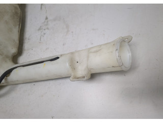 Бачок омывателя  Jeep Grand Cherokee 1999-2003 5069421AA     4.7