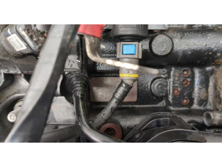 Форсунка топливная  Renault Scenic 2009-2012         