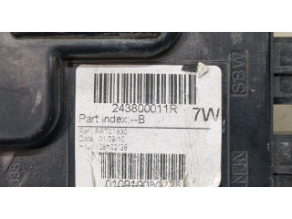 Блок предохранителей  Renault Scenic 2009-2012      243800011r   
