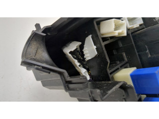 Блок предохранителей  Nissan Rogue 2007-2013         