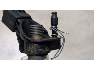 Форсунка топливная  Mercedes C W203 2000-2007    A6420700587, A6420701987, A6420701387     
