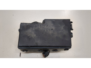 Блок предохранителей  Mazda CX-7 2007-2012      EG2166767   