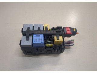 Блок предохранителей  Citroen C4 Picasso 2013-2016           1.6