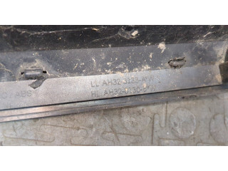 Решетка радиатора  Land Rover Range Rover Sport 2009-2013          AH323138AW