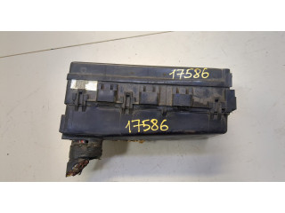 Блок предохранителей  Ford Explorer 2001-2006      5l2t14398   
