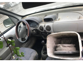 Стойка амортизатора  Renault Kangoo 1998-2008     1.9  дизель