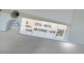 Дисплей бортового компьютера  Toyota Camry V40 2006-2011 8391006100         