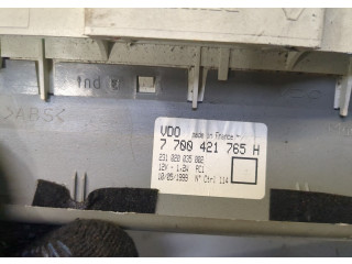 Дисплей бортового компьютера  Renault Twingo 1993-2007 7700421765h        