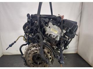 Клапанная крышка двигателя ДВС  BMW 3 E90, E91, E92, E93 2005-2012      