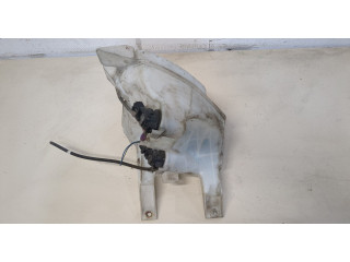 Бачок омывателя  Toyota RAV 4 2000-2005    