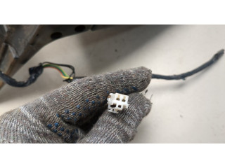 Зеркало боковое  Mitsubishi Montero Sport / Pajero Sport 1996-2008  правое           MR610264