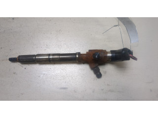 Форсунка топливная  Skoda Fabia 2010-2014    03L130277B     