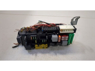 Блок предохранителей  Mercedes C W204 2006-2015      2049000902, 2045458732, 2129022702   