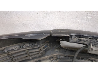 Бампер  Volkswagen Touareg 2010-2014 передний   