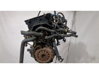 Клапанная крышка двигателя ДВС  Toyota Yaris 2005-2011      