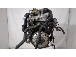 Клапанная крышка двигателя ДВС  Opel Astra J 2010-2017 1.7     
