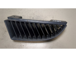 Решетка радиатора  Mitsubishi Colt 2004-2008          