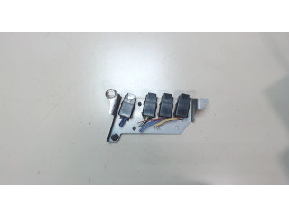 Блок реле  Ford Ranger 2006-2012          2.5