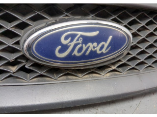 Решетка радиатора  Ford Focus 2 2005-2008          