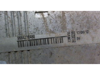 Интеркулер  Peugeot 5008 2009-2016 1.6  9684212480    