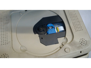 Дисплей мультимедиа  Nissan Elgrand 1997-2002         