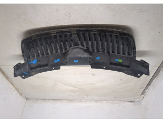 Решетка радиатора  Skoda Fabia 2010-2014          