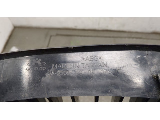 Решетка радиатора  Seat Toledo 4 2012-2019          37-9509, 08, 05, 04