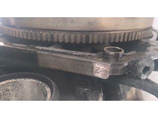 Клапанная крышка двигателя ДВС  Opel Astra H 2004-2010 1.7     