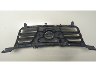 Решетка радиатора  Nissan X-Trail (T30) 2001-2006           2.2 623108H700