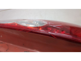 Задний фонарь        Mazda 5 (CR) 2005-2010 
