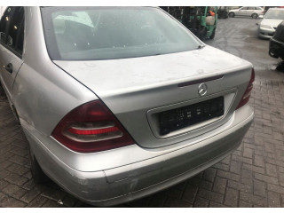 Стойка амортизатора  Mercedes C W203 2000-2007      2.2  дизель