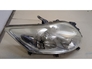 Фара передняя  Toyota Auris E15 2006-2012 правая 