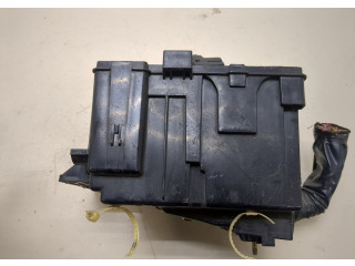 Блок предохранителей  Nissan Armada 2003-2016      243827S110   