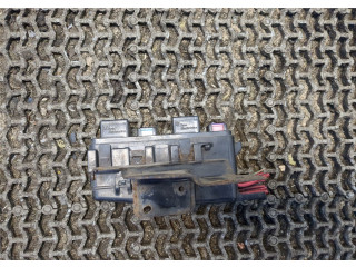 Блок предохранителей  Mazda CX-7 2007-2012      EH6466750    2.2
