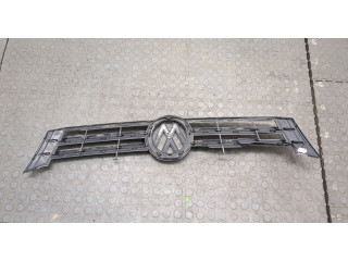 Решетка радиатора  Volkswagen Sharan 2010-2015          