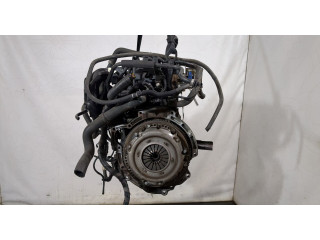 Клапанная крышка двигателя ДВС  Volvo C30 2006-2010 1.6     