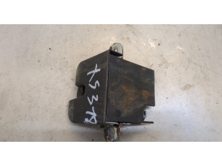 Замок багажника  Volkswagen Passat 7 2010-2015 Европа       