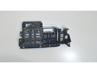 Корпус блока предохранителей  Audi A8 (D3) 2002-2005      4E0971845     4.2